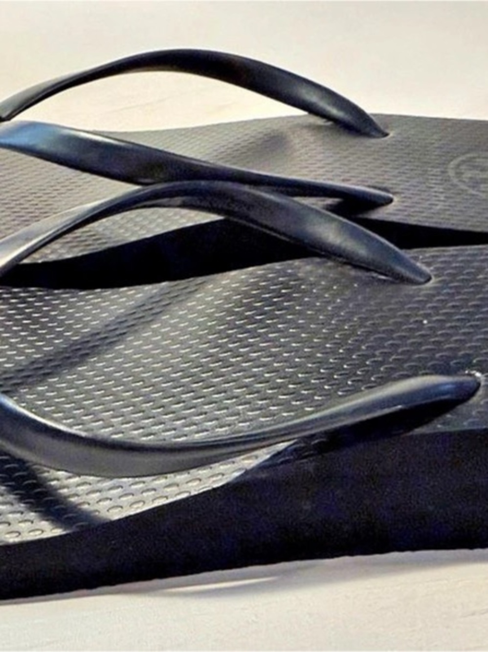 Tory Burch Miller Wedge Sandal Black Wedge Flip Flop Sandals SZ 5 - Picture 5 of 5